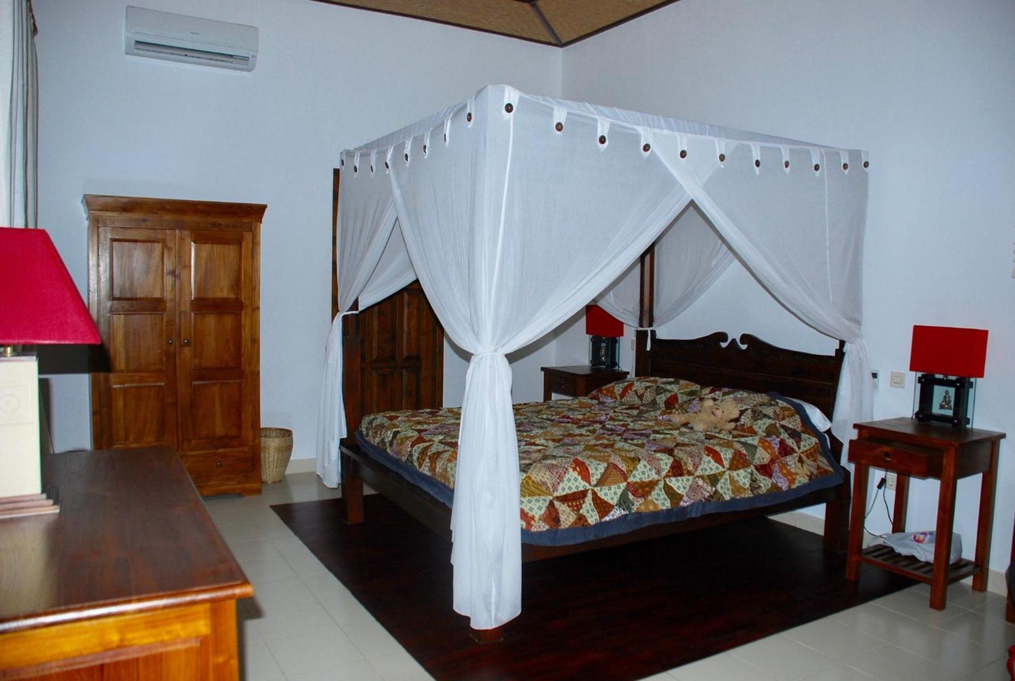 Villa Bali Pondok Jepang Lovina Exterior foto